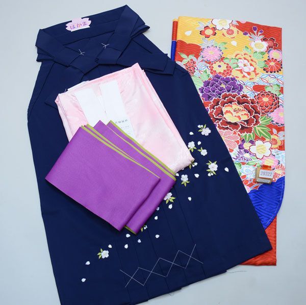 二尺袖 着物 袴フルセット From KYOTO 着物丈は着付けし易いショート丈 