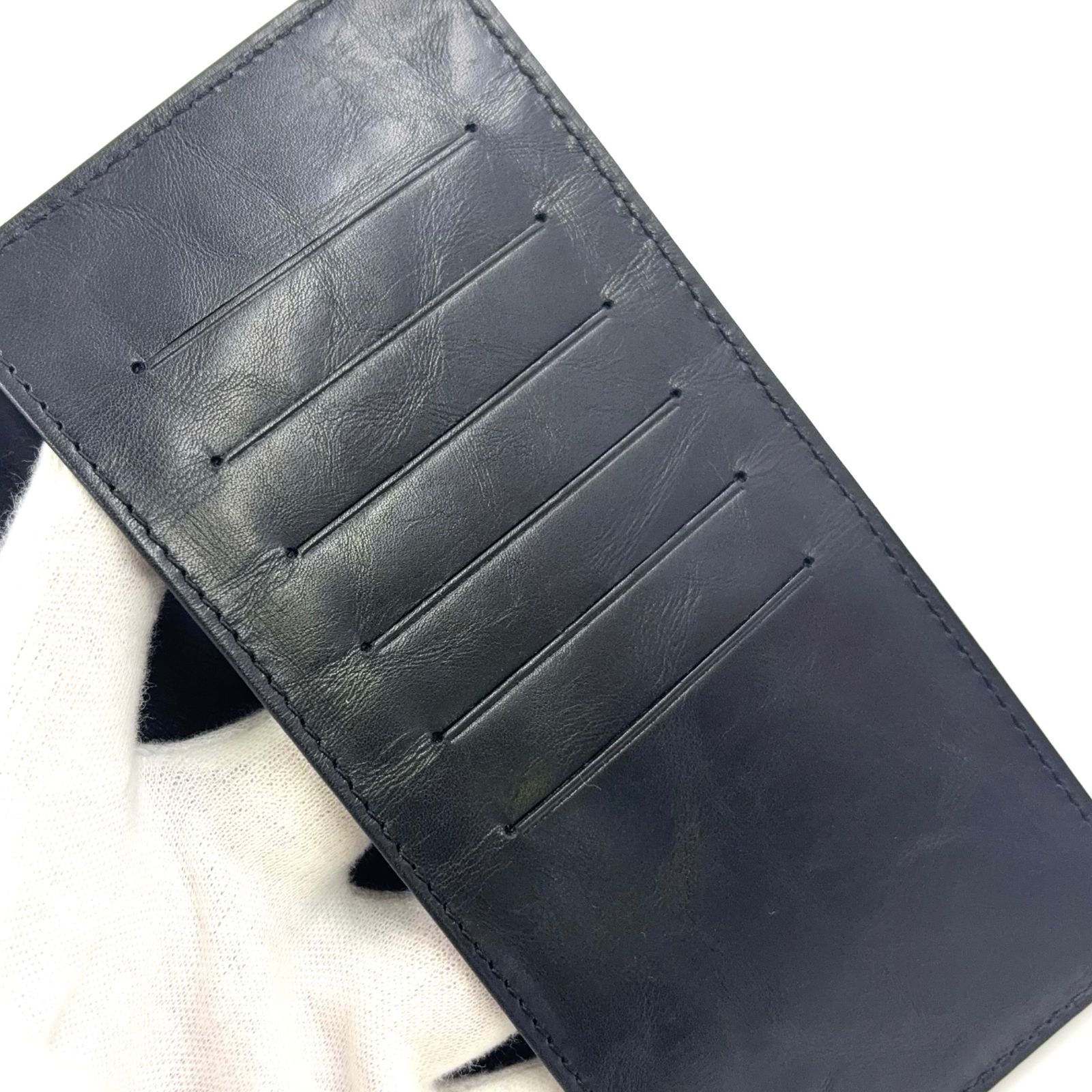 ルイヴィトン タイガ ポルトシェキエ カルトクレディ 二つ折り 長財布 ブラック ルイヴィトン タイガ ポルトシェキエ カルトクレディ 長財布