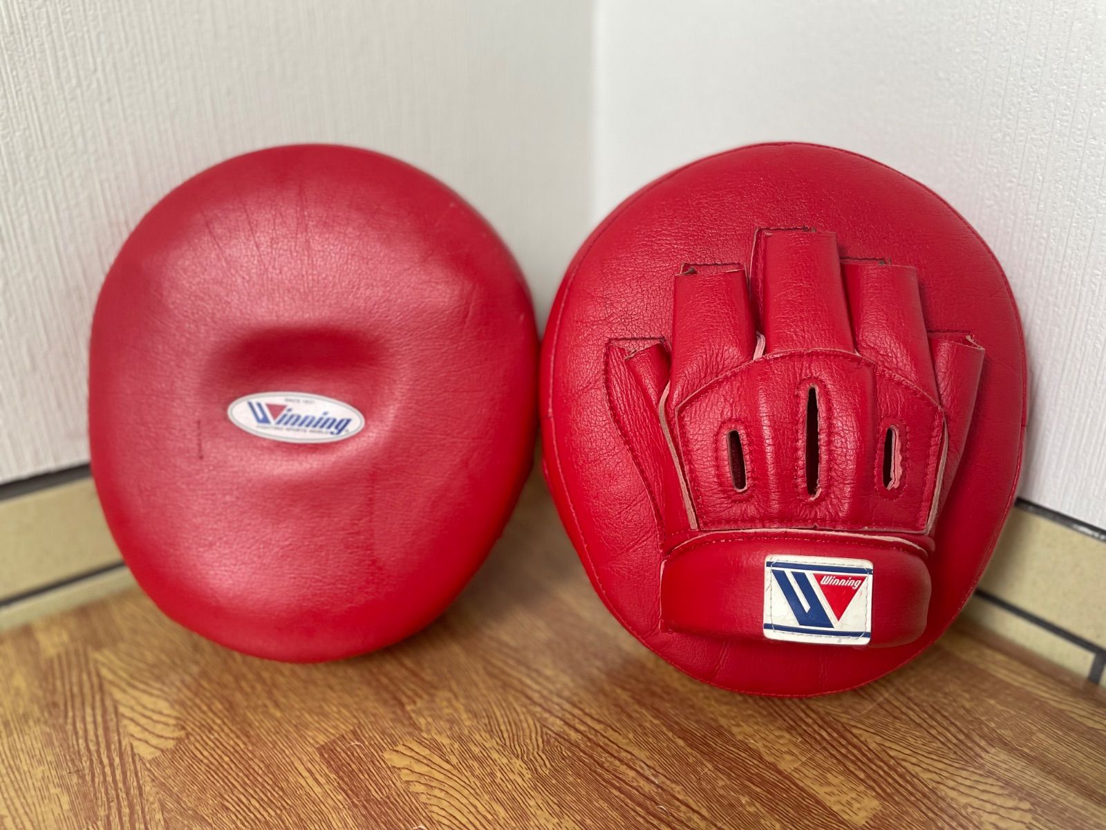 最終価格TWINS SPECIAL パンチングミット 本革製 パンチンググローブ