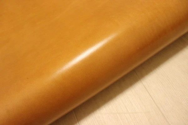 ウイスキー 166ds ヌメ革 牛革 バングラデシュ レザー アニリン仕上げ はぎれ 一枚革 レザークラフト 革 皮 本革 diy 生地 材料