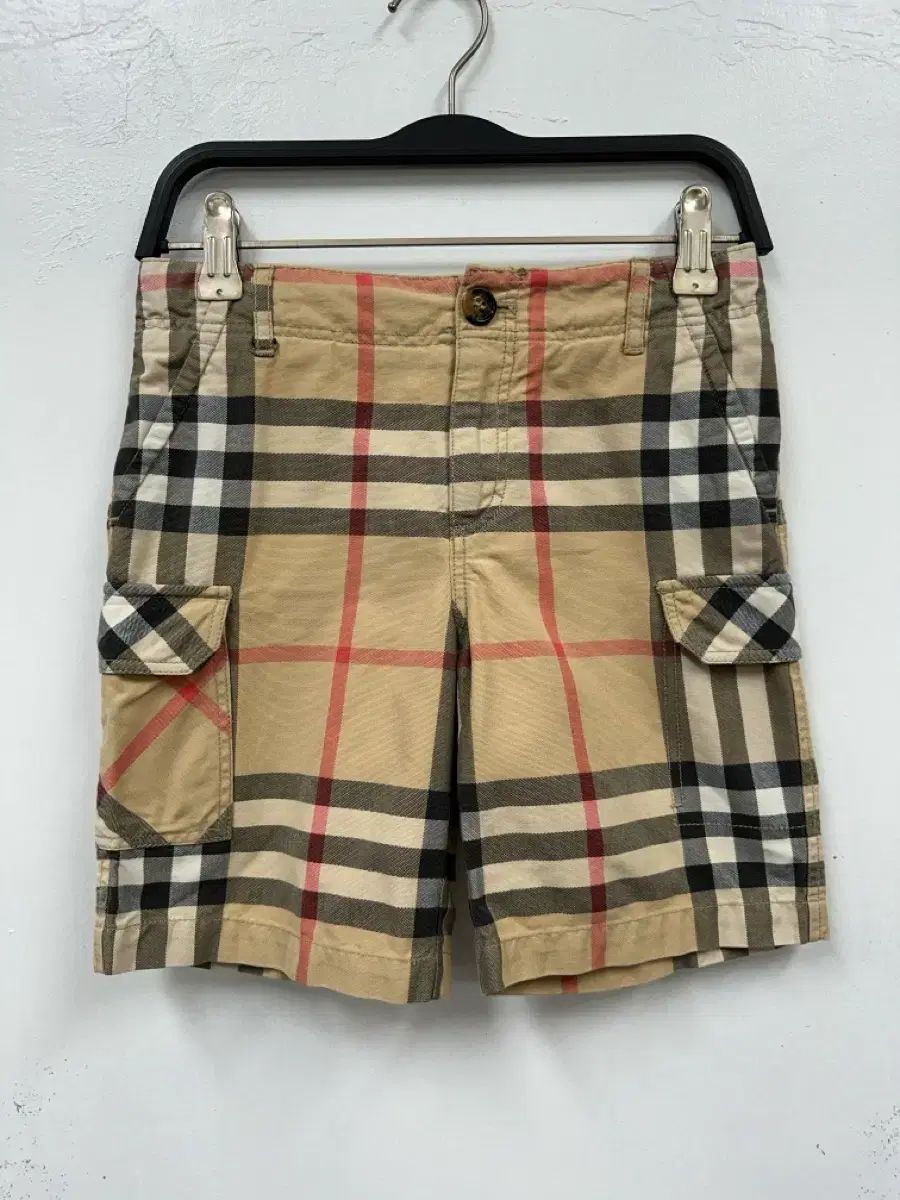 BURBERRY バーバリー トゥイーン 半ズボン ボトムス 6y