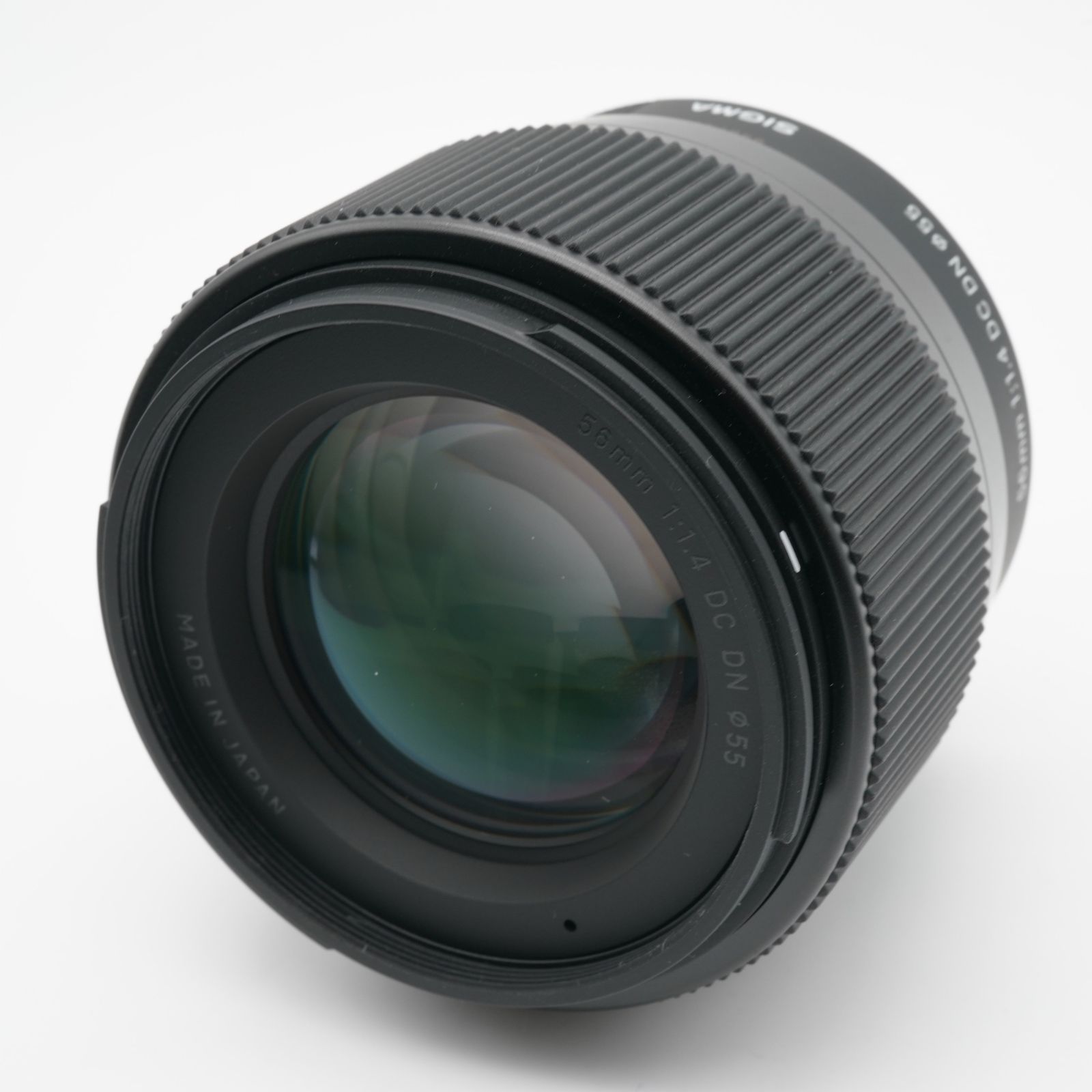SIGMA シグマ 56 mm F 1 4 DC DN Contemporary マイクロフォーサーズ あると嬉しい フード付