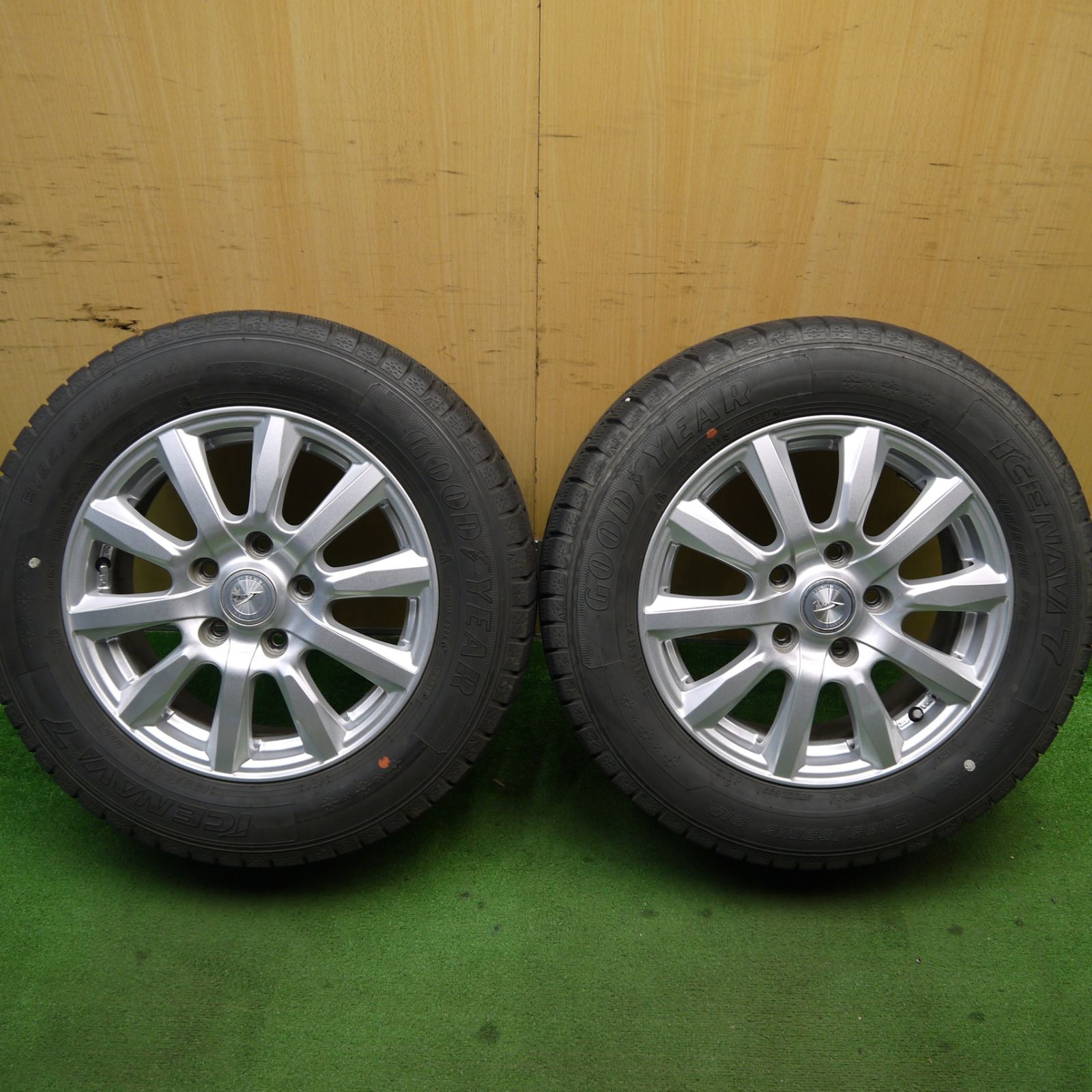バリ溝 21年 キレイ 9分 2本 スタッドレス 195|65R15 グッドイヤー アイスナビ7 JOKER ジョーカー 15インチ PCD114.3|5H 5052106Hス