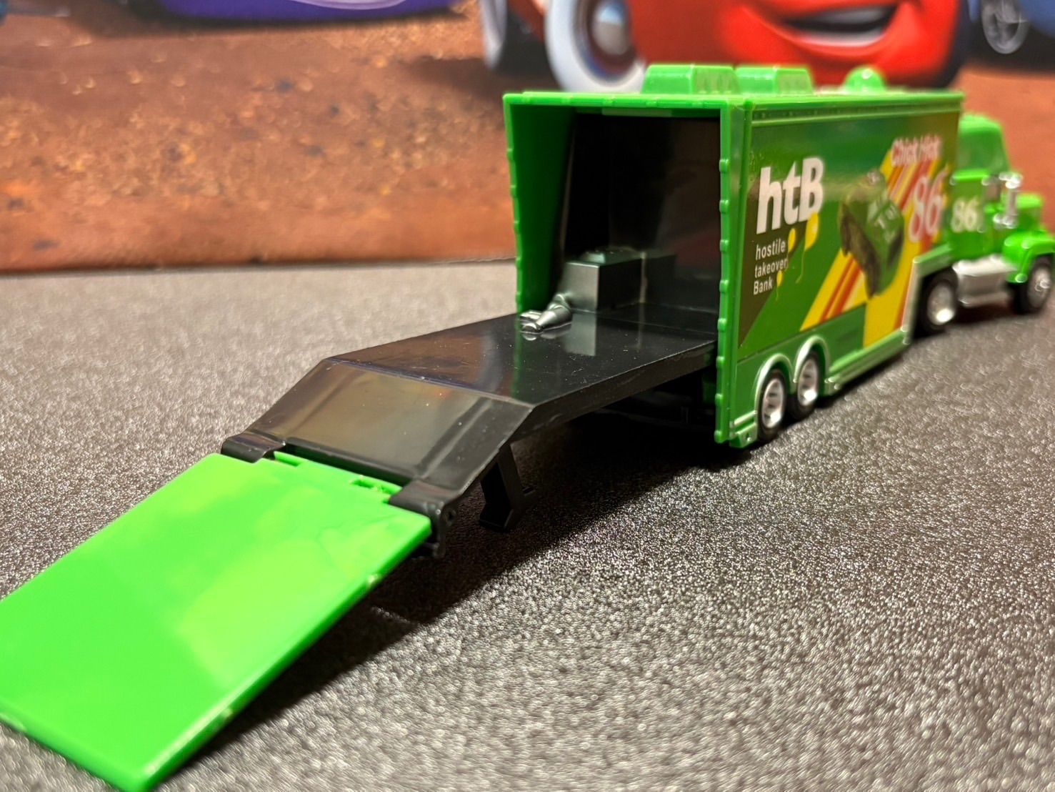 新品】カーズ マック トラック トレーラー チックヒックス 単品