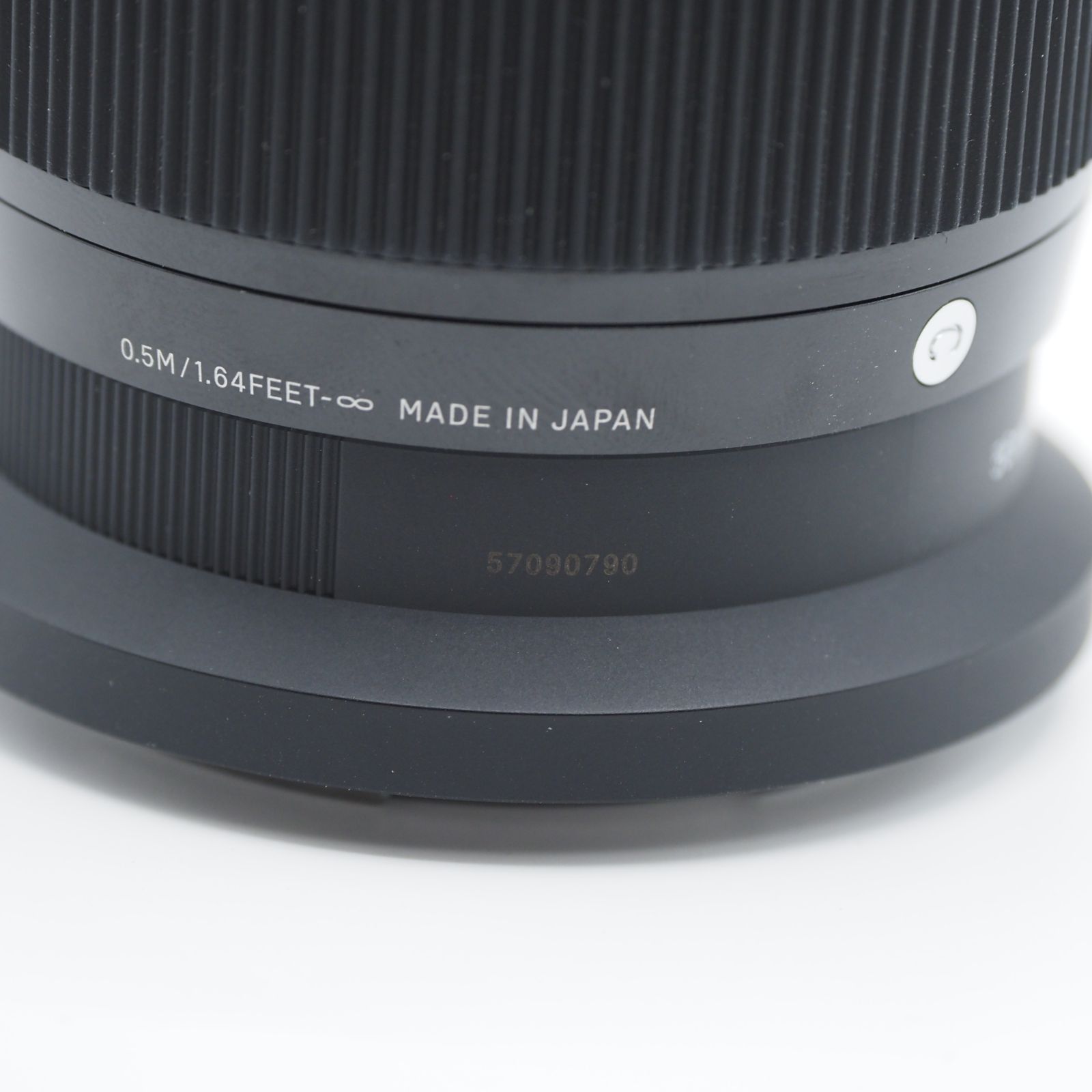  級 フード付 SIGMA シグマ 56 mm F 1 4 DC DN Nikon ニコン Zマウント 単焦点 ミラーレス用 Contemporary 2828 レンズ(単焦点) カメラ