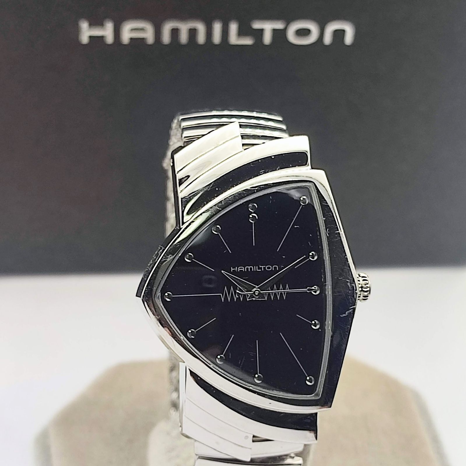 美品】HAMILTON ハミルトン H244110 ベンチュラ シルバー 黒文字盤 クォーツ - メルカリ