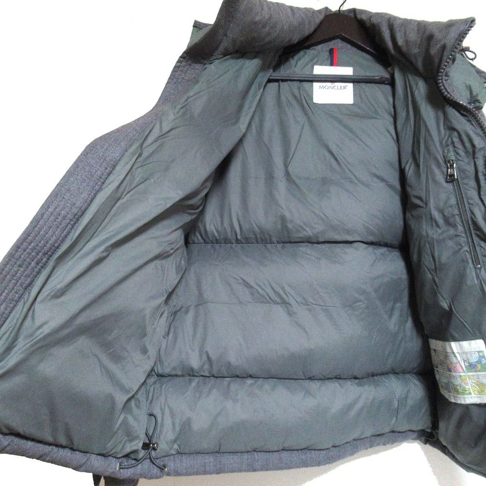 良品 MONCLER モンクレール モンジュネーブル ミニワッペン フーディー  