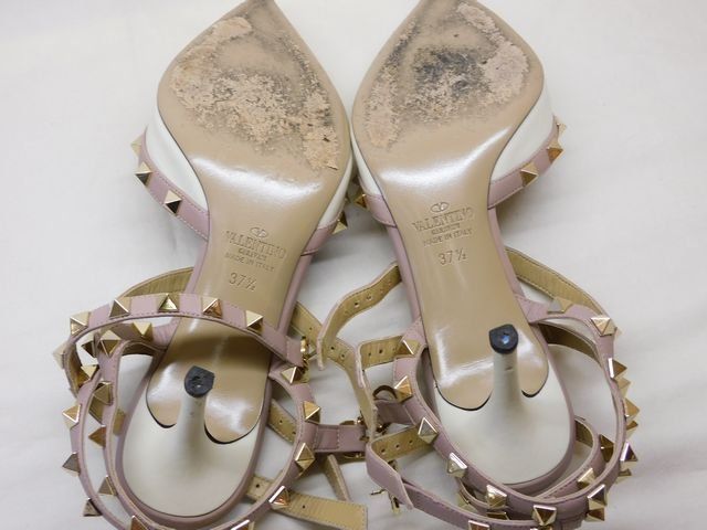 ヴァレンティノ ロックスタッズパンプス サンダル　37 楽天市場】【ヴァレンティノ】Valentino ロックスタッズ ヒール
