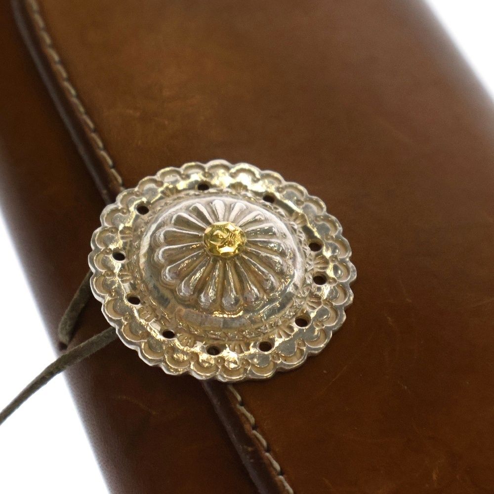 goro's ゴローズ フラワーコンチョ 二つ折り長財布黒 ロングウォレット goro's ゴローズ K18付き 横 フラワーコンチョ 三つ折り長財布