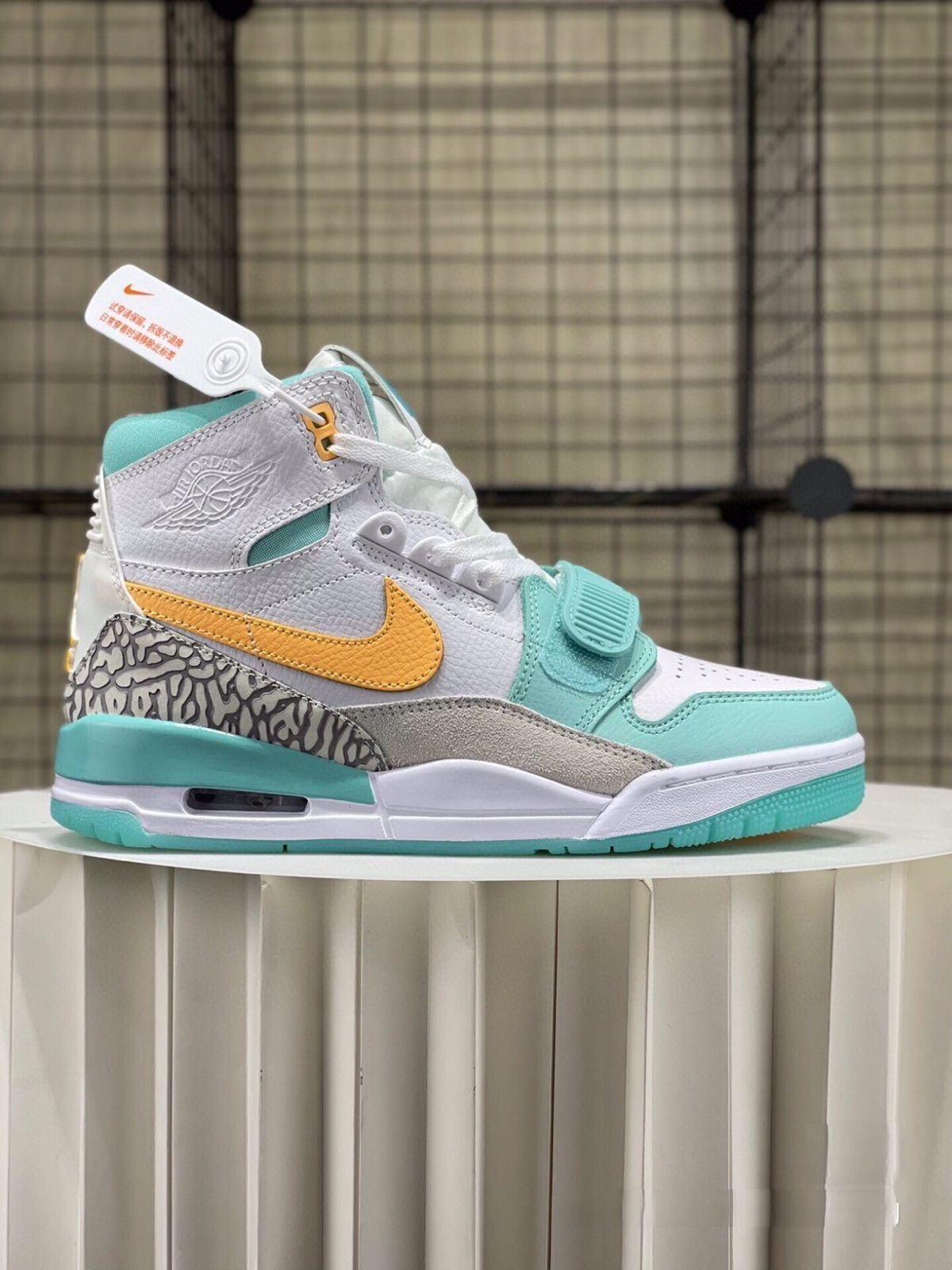 お値下げしました??即購入?? Nike Air Jordan legacy aj312 箱付