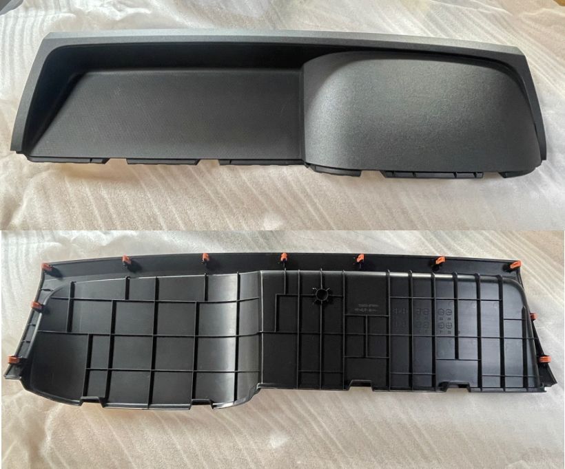 DAIHATSU インストルメントクラスタフィニッシュパネル UPR/SUB-ASSY