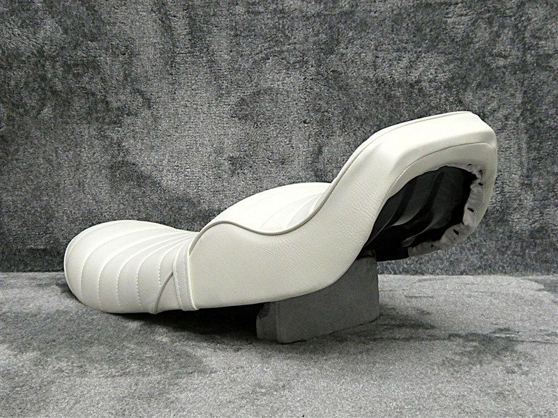 GS400 白皮 新アンコ タックロールシート あんこ抜き ローダウンシート ホワイトGS400E鉄板 段シート へっぽこ社長 外装 ボタン BRIGHTFACE_UK