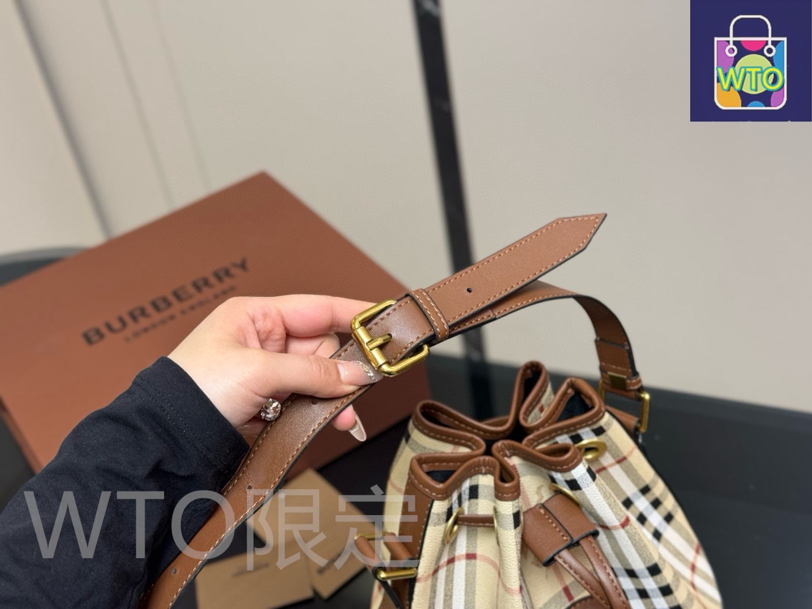 今日特価】Burberry バーバリー バケットバッグ マルチカラー