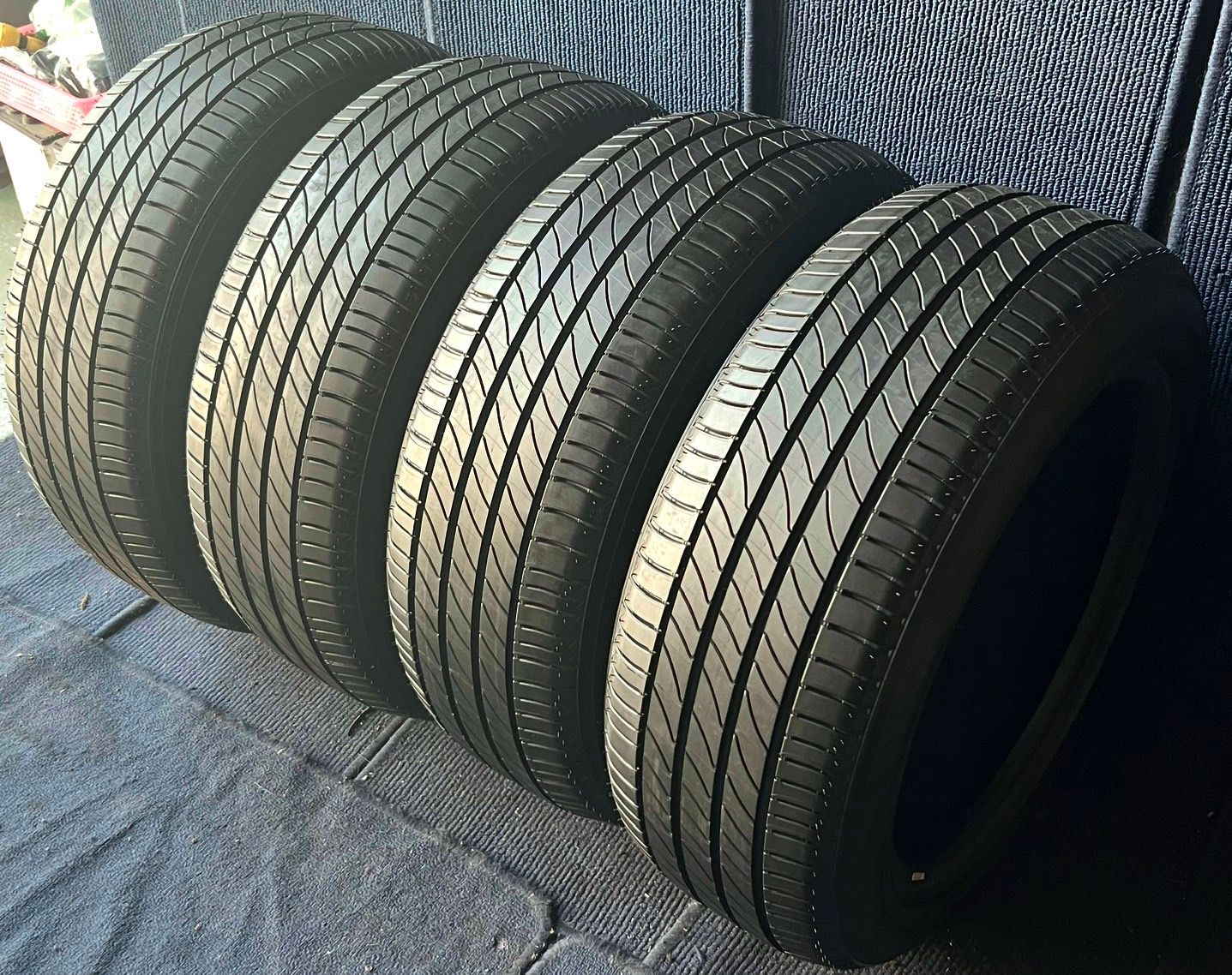 ミシュラン PRIMACY 3ST 215/55R17 2023年 PRIMACY 3 ST - Car Tyre | MICHELIN