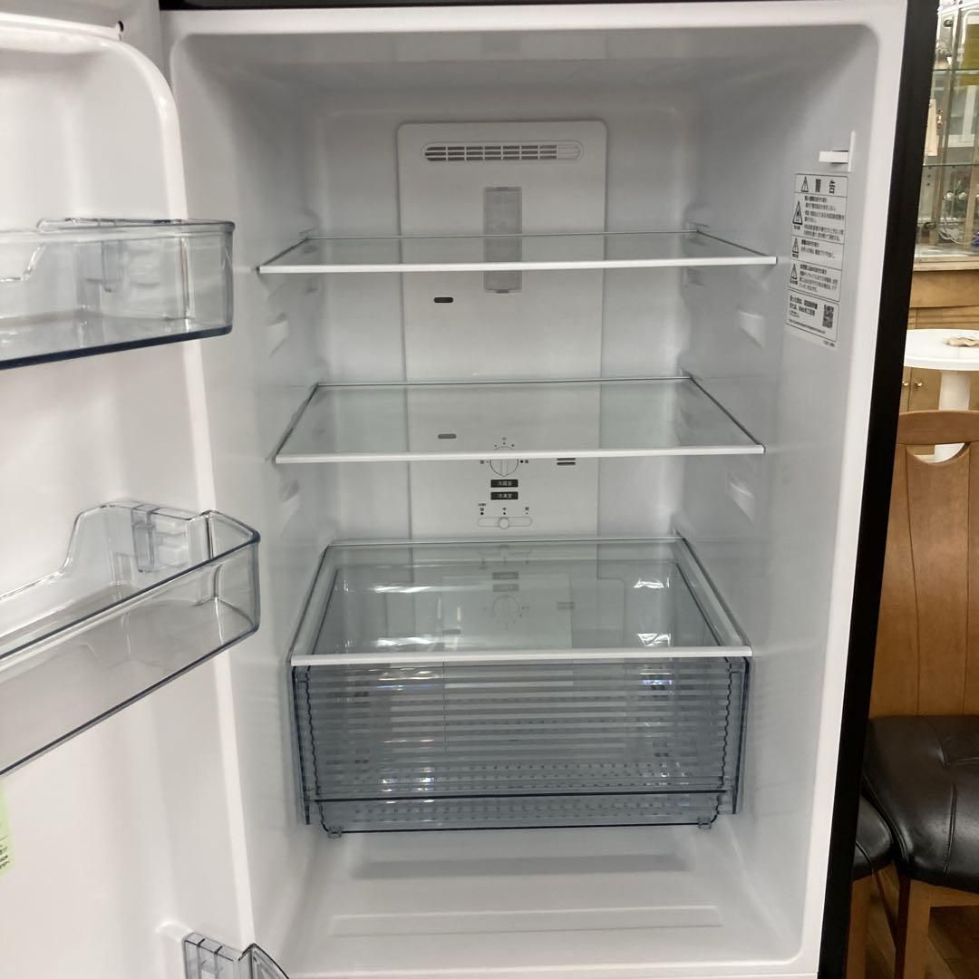S728 ⭐ 2023年製の美品 SHARP 2ドア冷蔵庫 （179L ） - メルカリ 