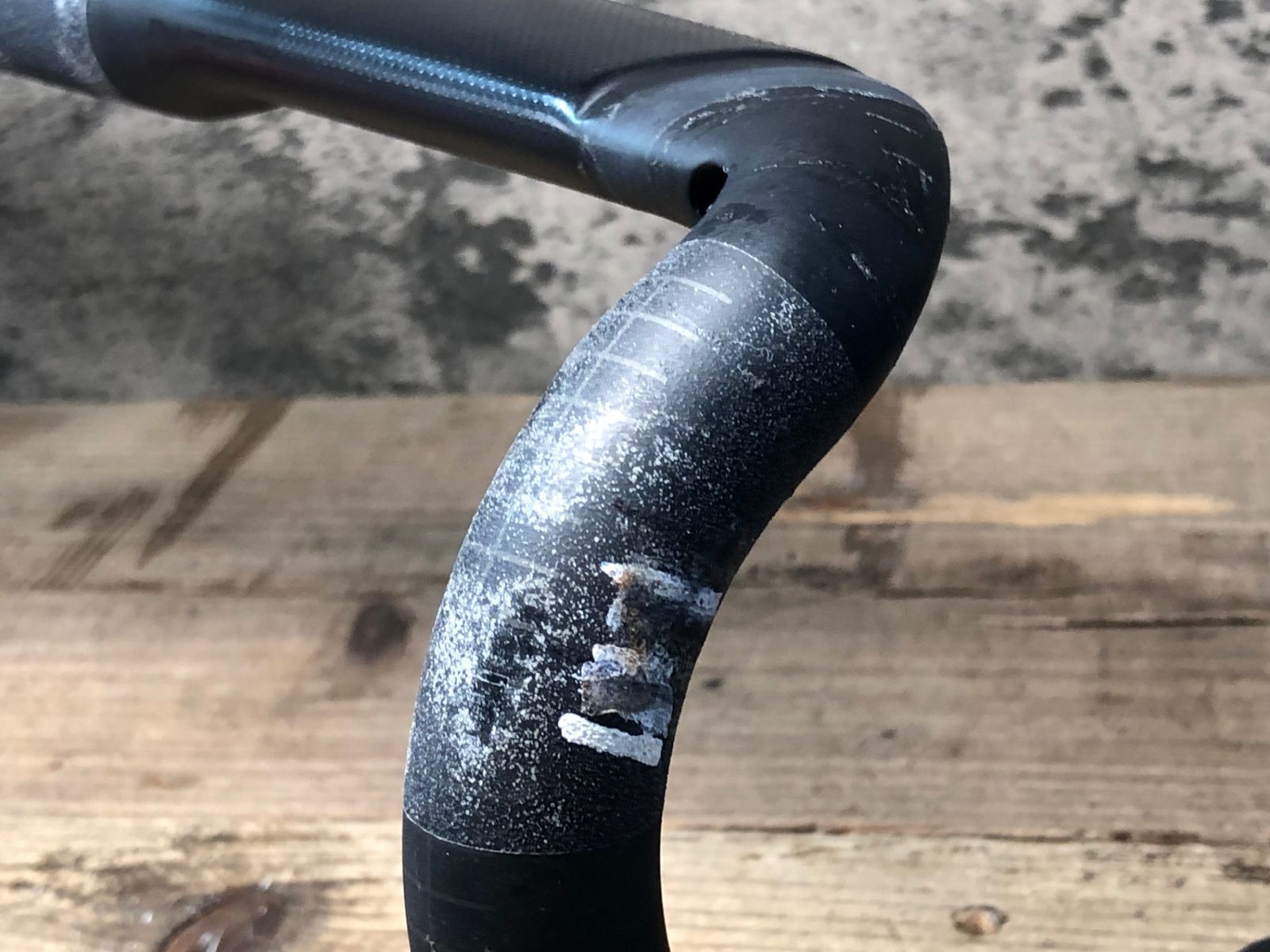 カーボン ドロップハンドル