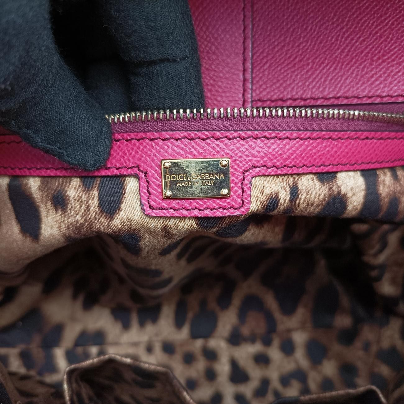 ドルチェ＆ガッバーナDolce & Gabbanaシシリーピンクレザー