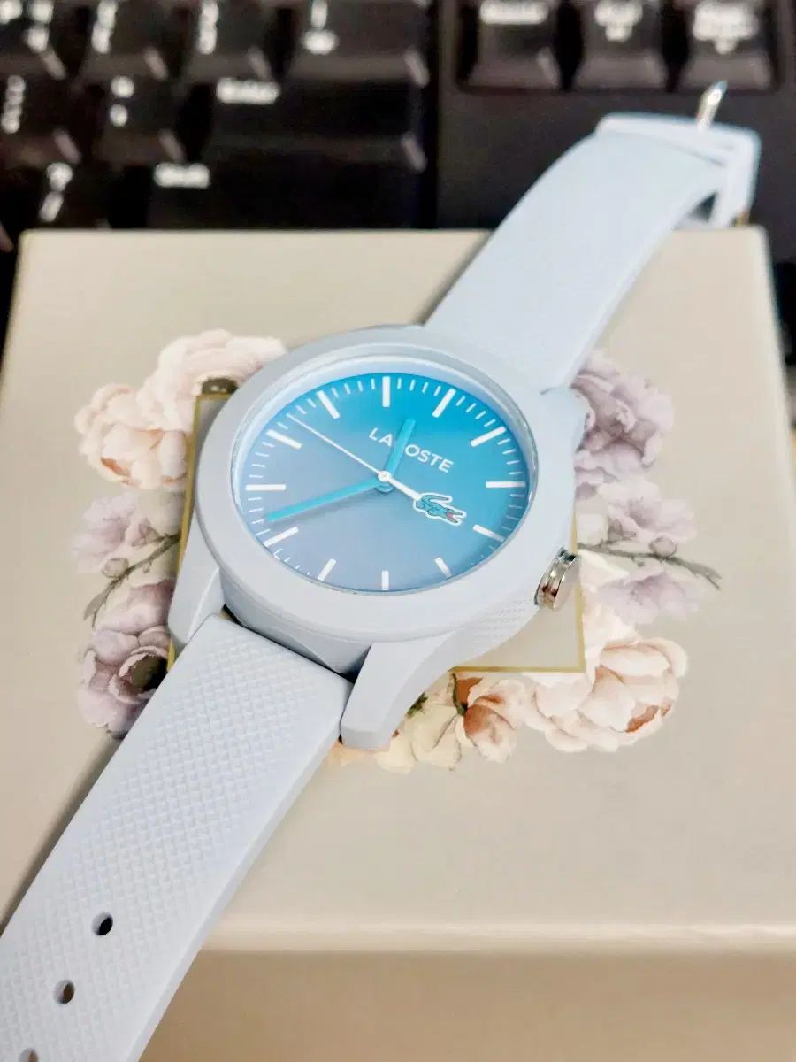 ラコステ 女性 時計 スカイブルー 38mm