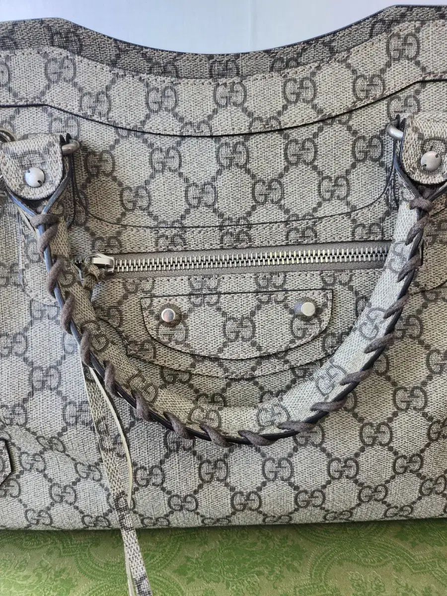 プロジェクト ミディアム