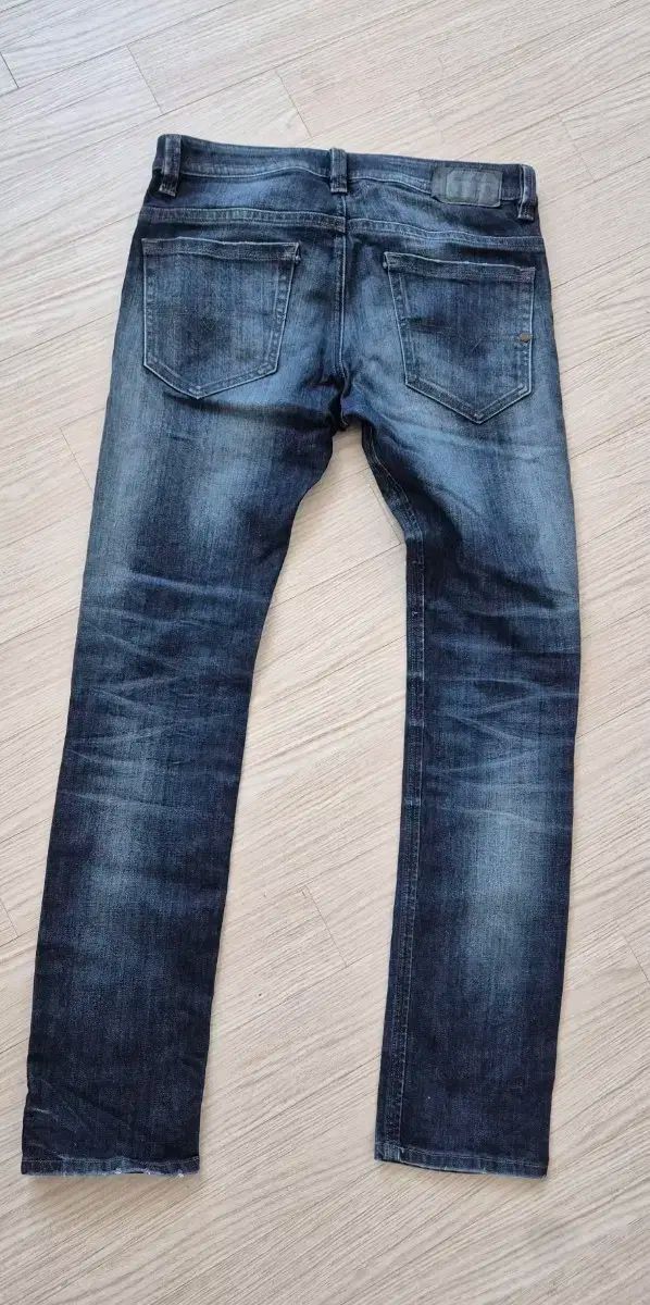 DIESEL メンズデニム ㅡ 30サイズ