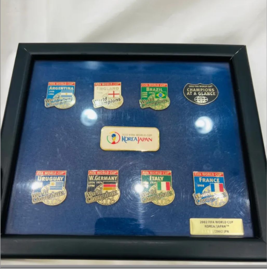 1998年ワールドカップ日本代表応援ピカチュウ非売品ピンバッジ