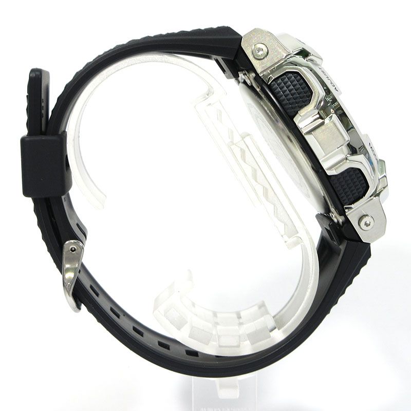 シルバー ブラック