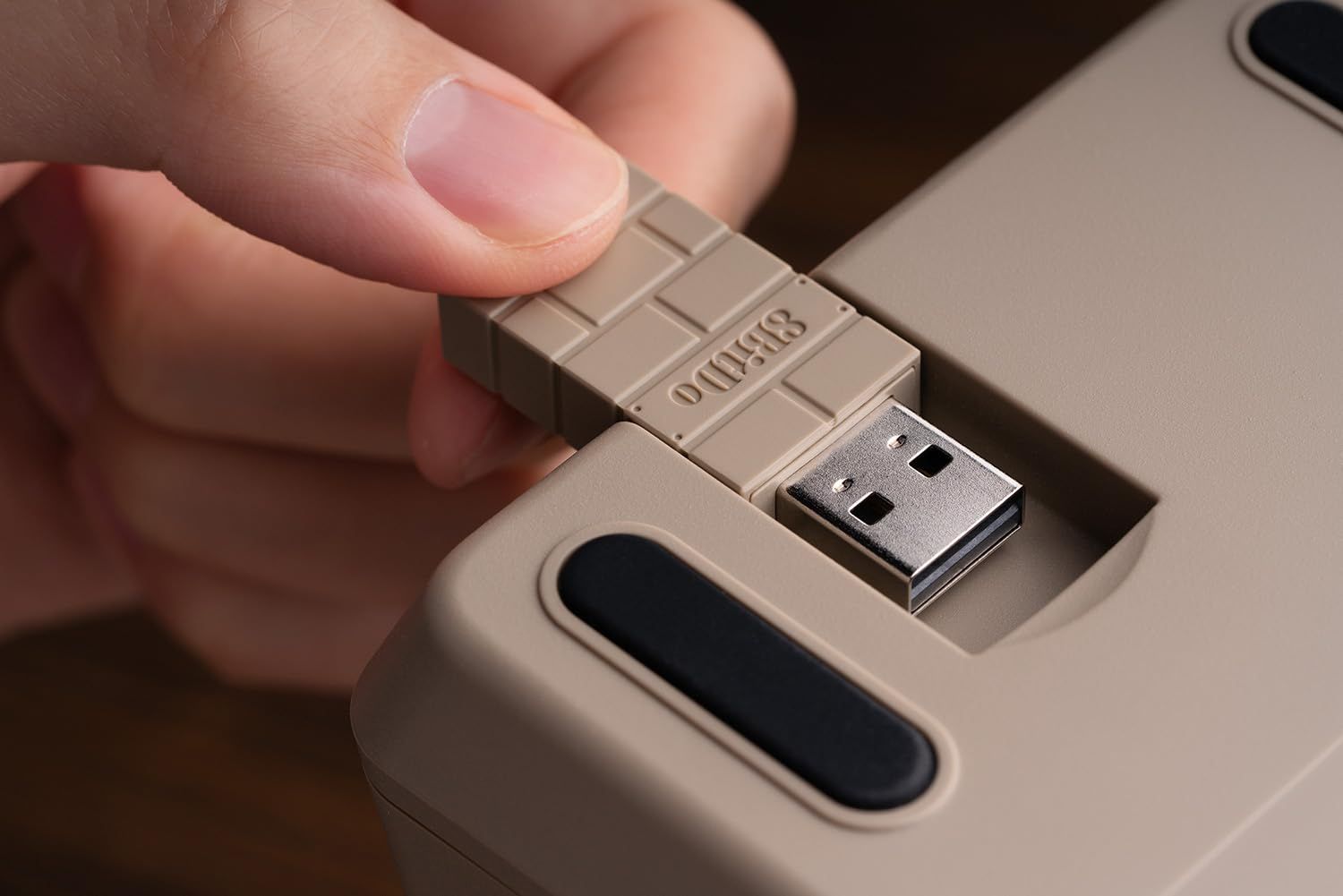 8BitDo レトロ 18 メカニカル テンパッド、電卓モードをサポート 