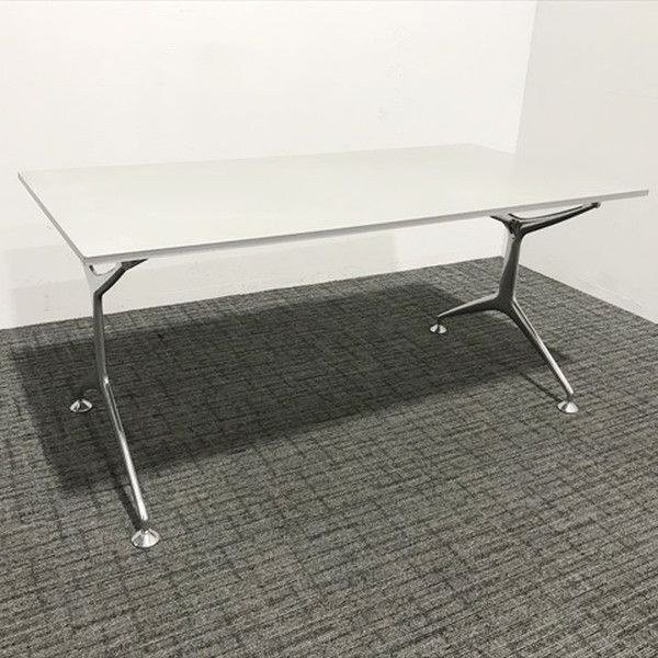 カッシーナ ミーティングテーブル 完成品 アリアス 折りたたみ可 Cassina シルバー 平テーブル フレームテーブル