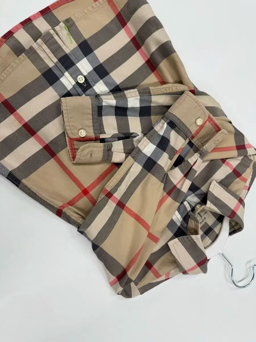 【GINGER掲載商品】 ) BURBERRY(バーバリー 3Y メルカリ - キッズ シャツ チェック トップス