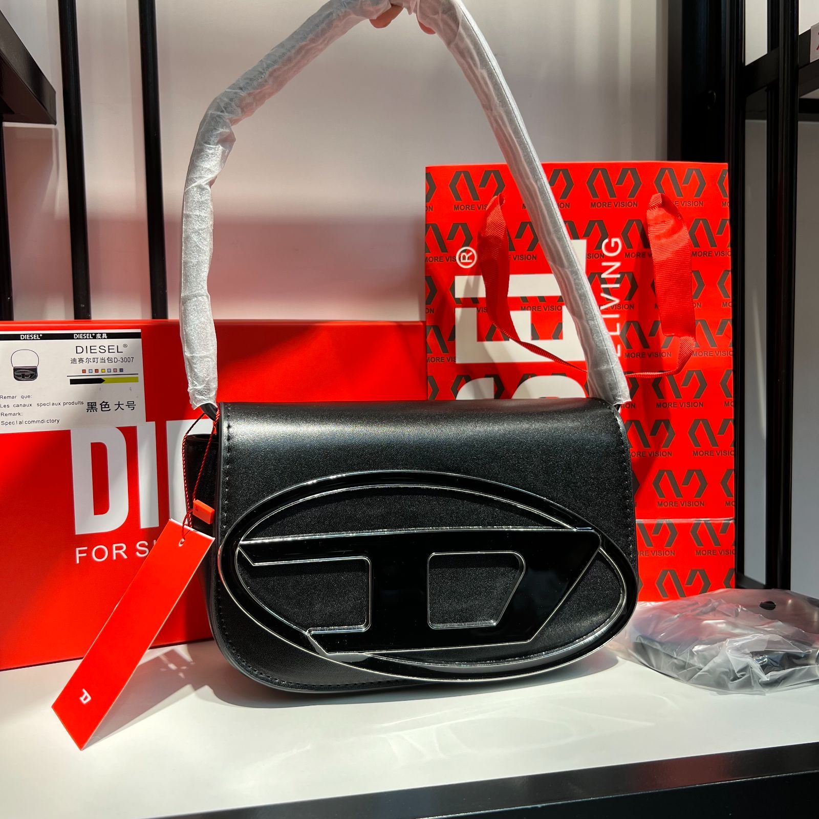 【大人気】Diesel ディーゼル 1DR キャンバス ショルダーバッグブラック