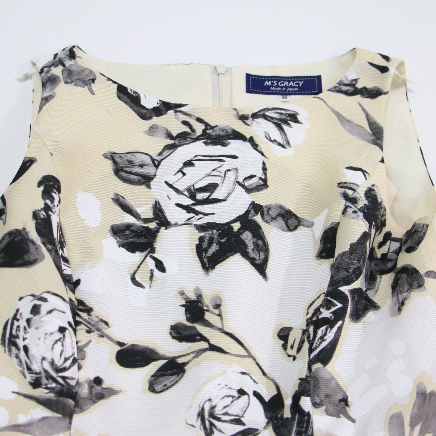 M'S GRACY 花柄刺繍ワンピース ベージュ×黒 38 MS GRACY エムズグレイシー ワンピース ベージュ ブラック サイズ:38(M