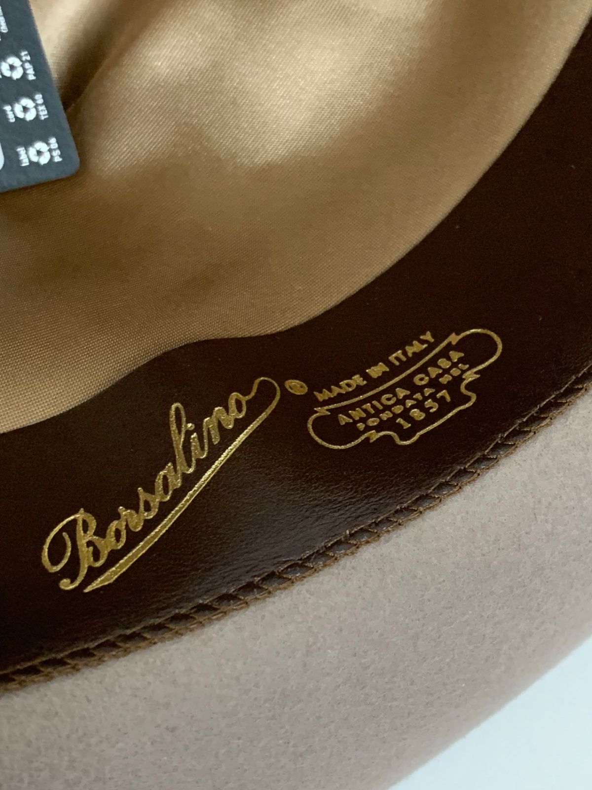 アネッロ ミディアムブリム