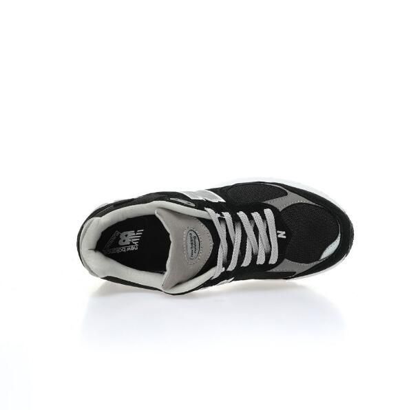 【新品未使用タグ付き】New Balance M2002RXD/スニーカー ☆New Balance☆ニューバランス M2002RXD☆追跡可 (New Balance