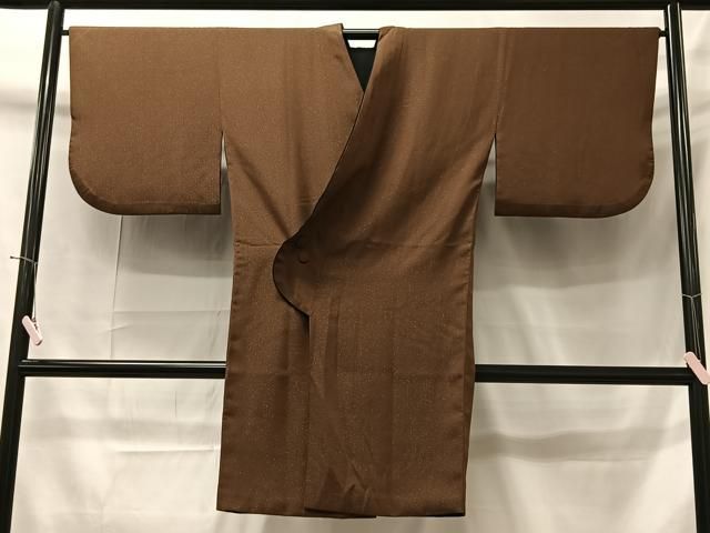 平和屋着物＃男性 長羽織 紬地 紋付き 白橡色 ロング丈 キングサイズ