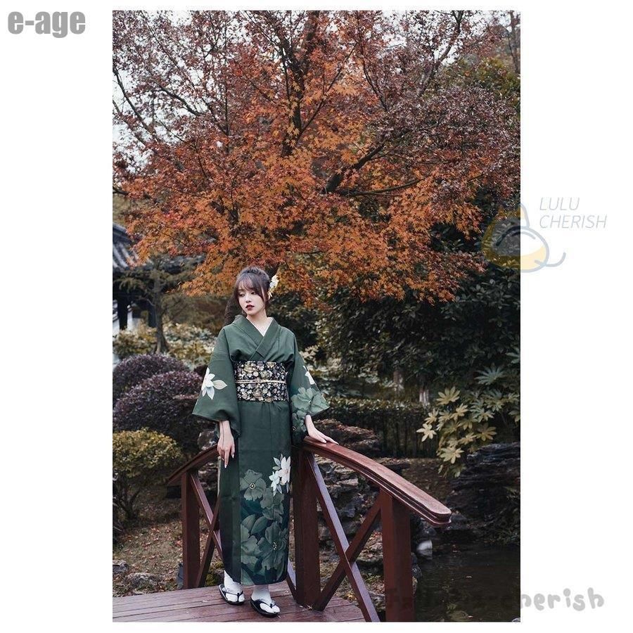 女性
