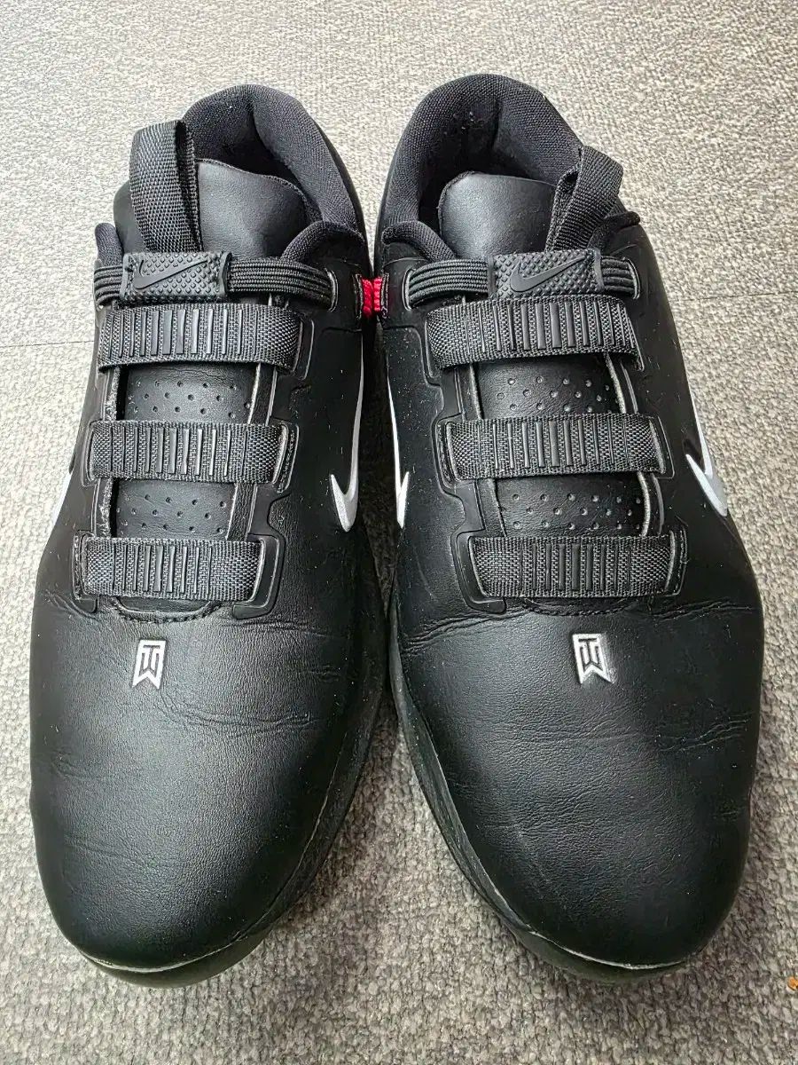 28.5cm タイガー ウッズ '13 ゴルフシューズ NIKE Nike ゴルフシューズ