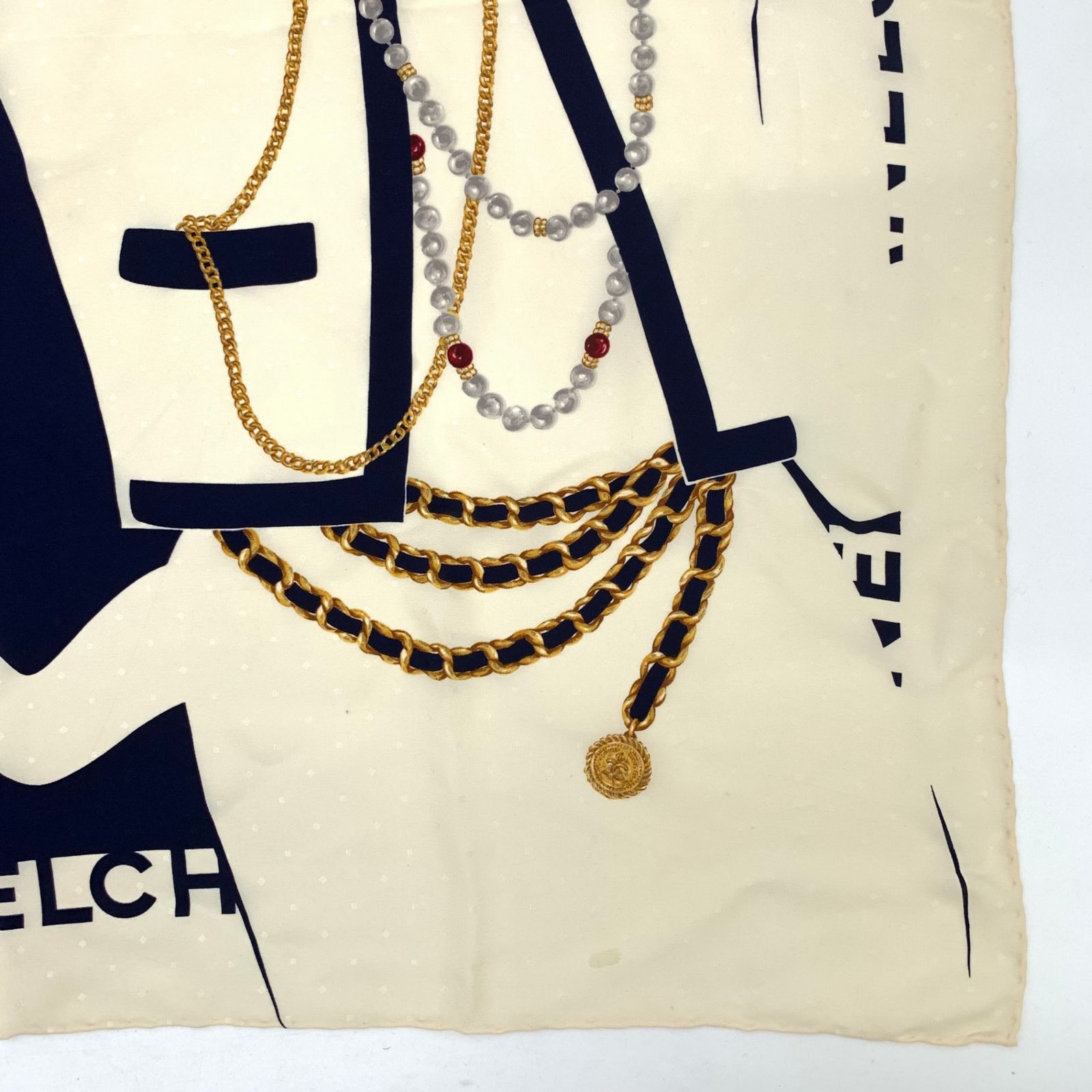 CHANEL シャネル ヴィンテージ マドモアゼル ビジュー スカーフ 大判 CHANEL シャネル ヴィンテージ マドモアゼル ビジュー シルク