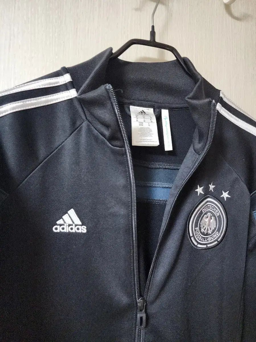 アディダス ドイツ 3本線 トラックジャージ 必須アイテムジャージ M サッカー 100 LLC-HASEGAWATOSO_COM