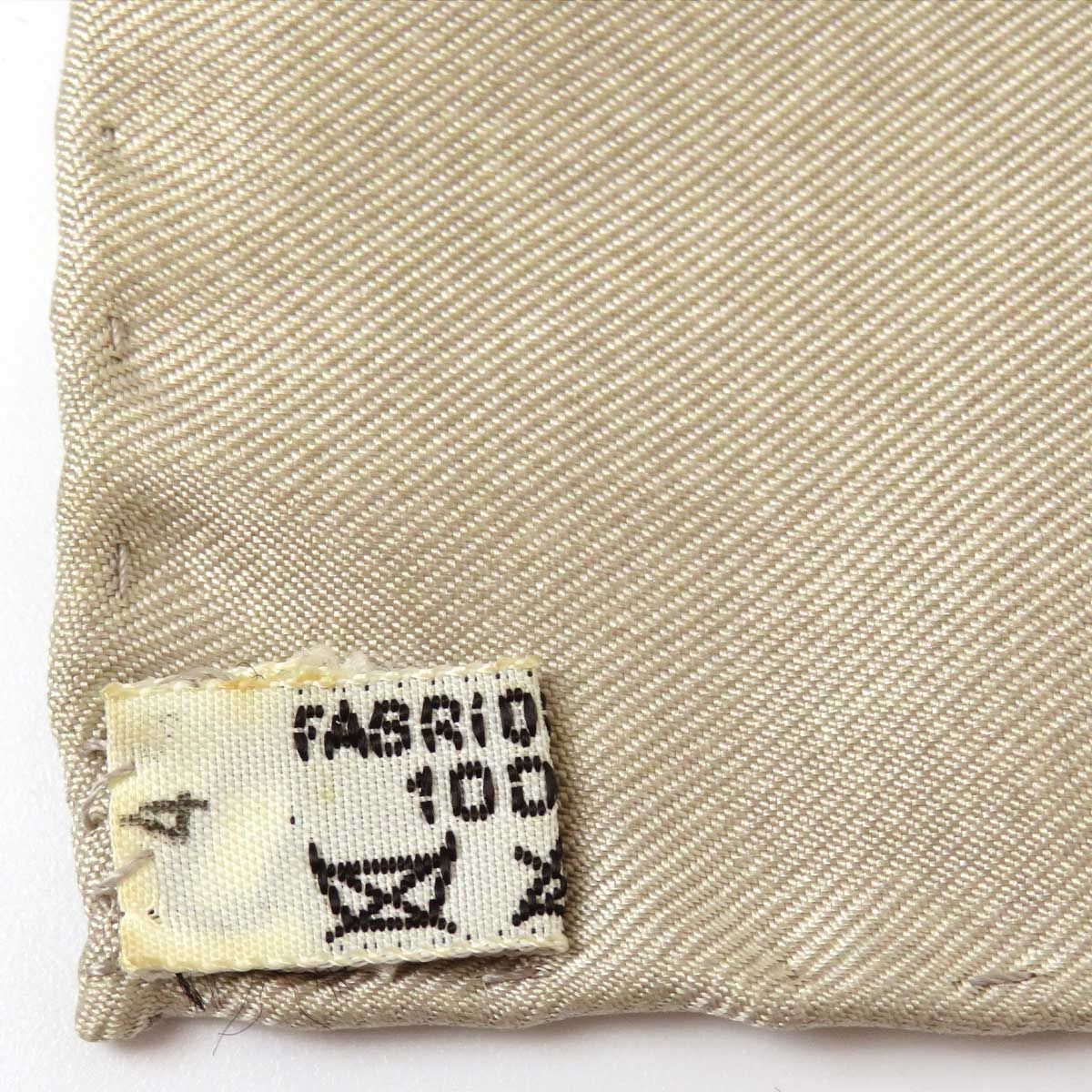 HERMES エルメス　カレ90 スカーフ《Le Toifevin》 エルメス カレ90 Le Toifevin スカーフ ユニセックス ベージュ系