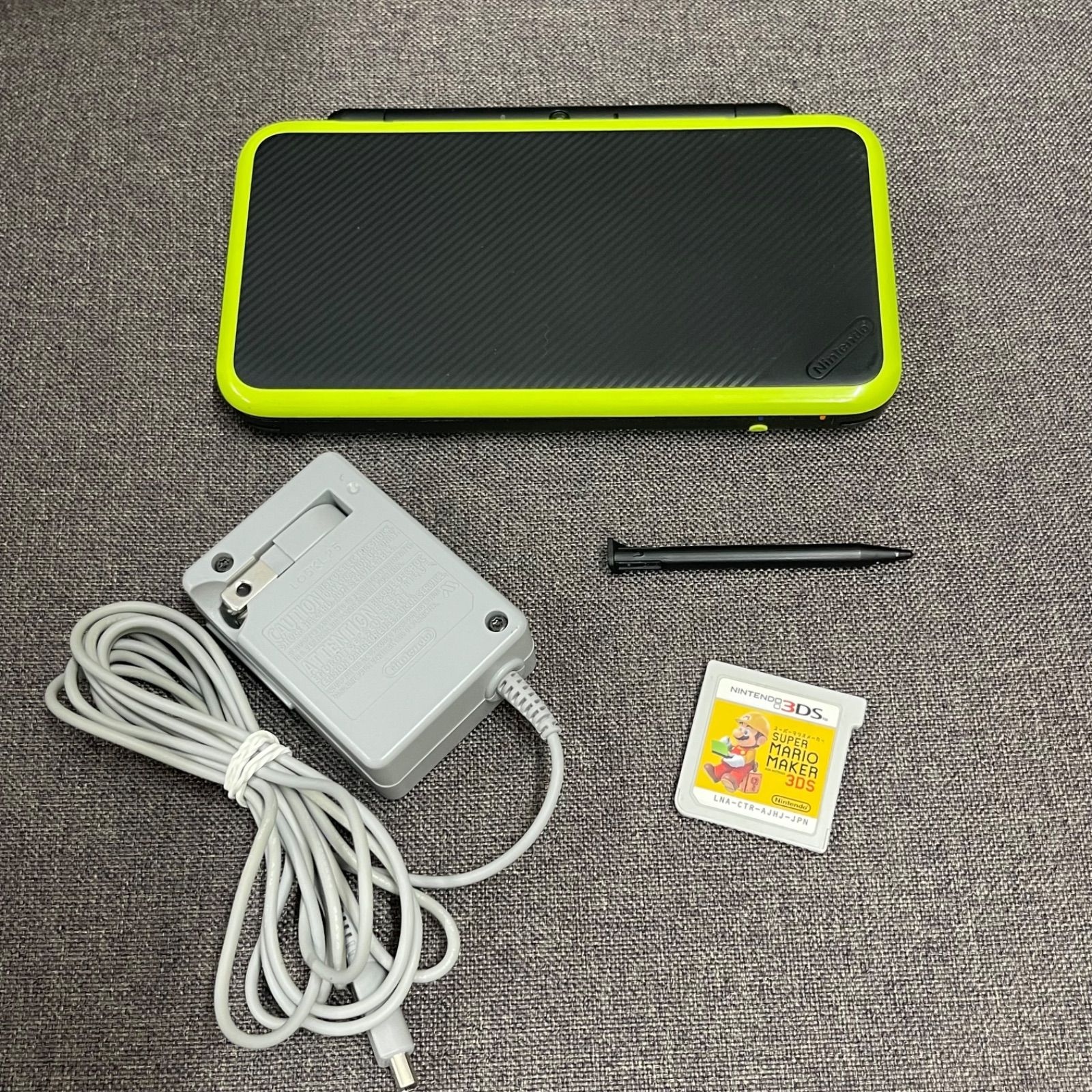 NPA】Nintendo New 2DS LL JAN-001 ライムグリーン×ブラック 黒