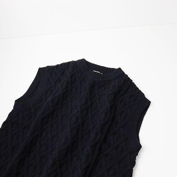限定SALE2024AURALEE Hard Twist Merino Aran Knit Vest トップス