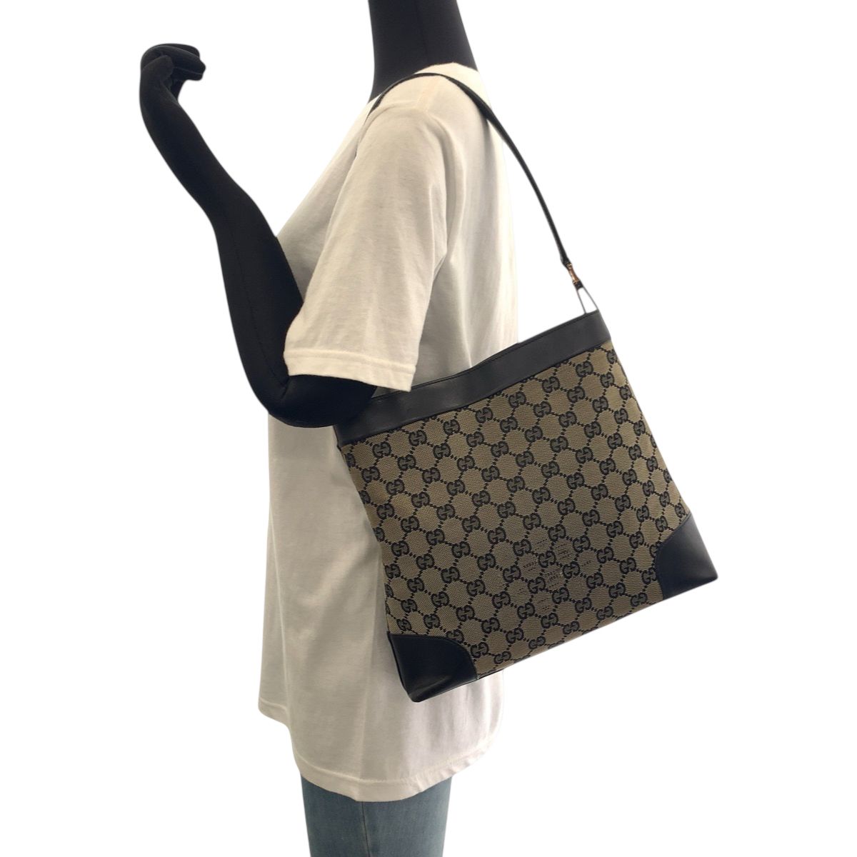 レディース GUCCI グッチ ブラック 黒 ベージュ ゴールド金具 GG 