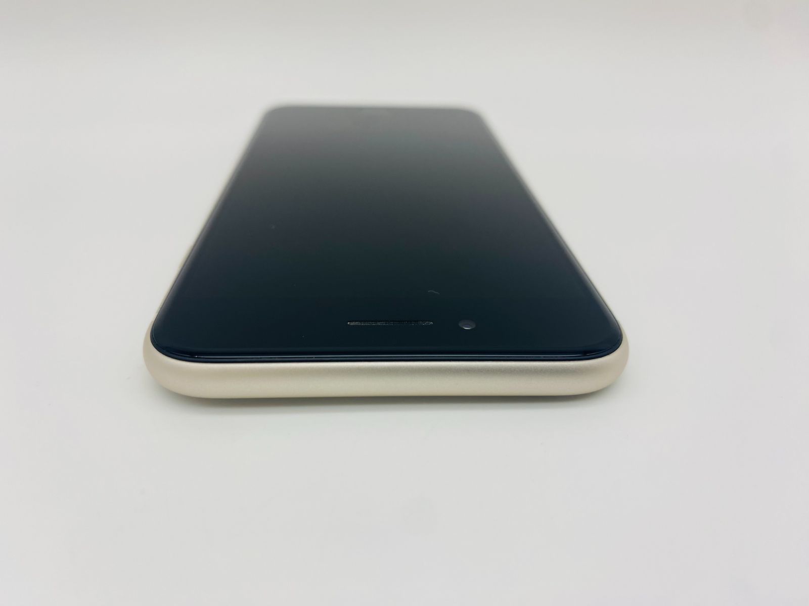 ☆極美品☆iPhone SE 第3世代 64GB スターライト/シムフリー/純正新品