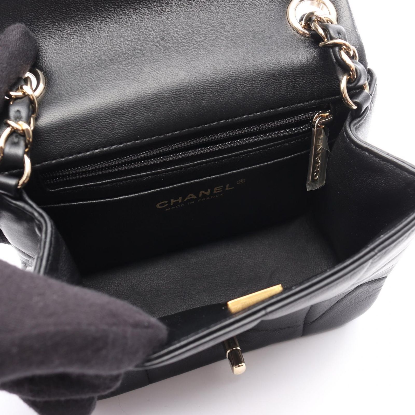 シャネル チョコバー ミニ フラップ バッグ CHANEL （未使用 展示品）シャネル チョコバー ミニ フラップ