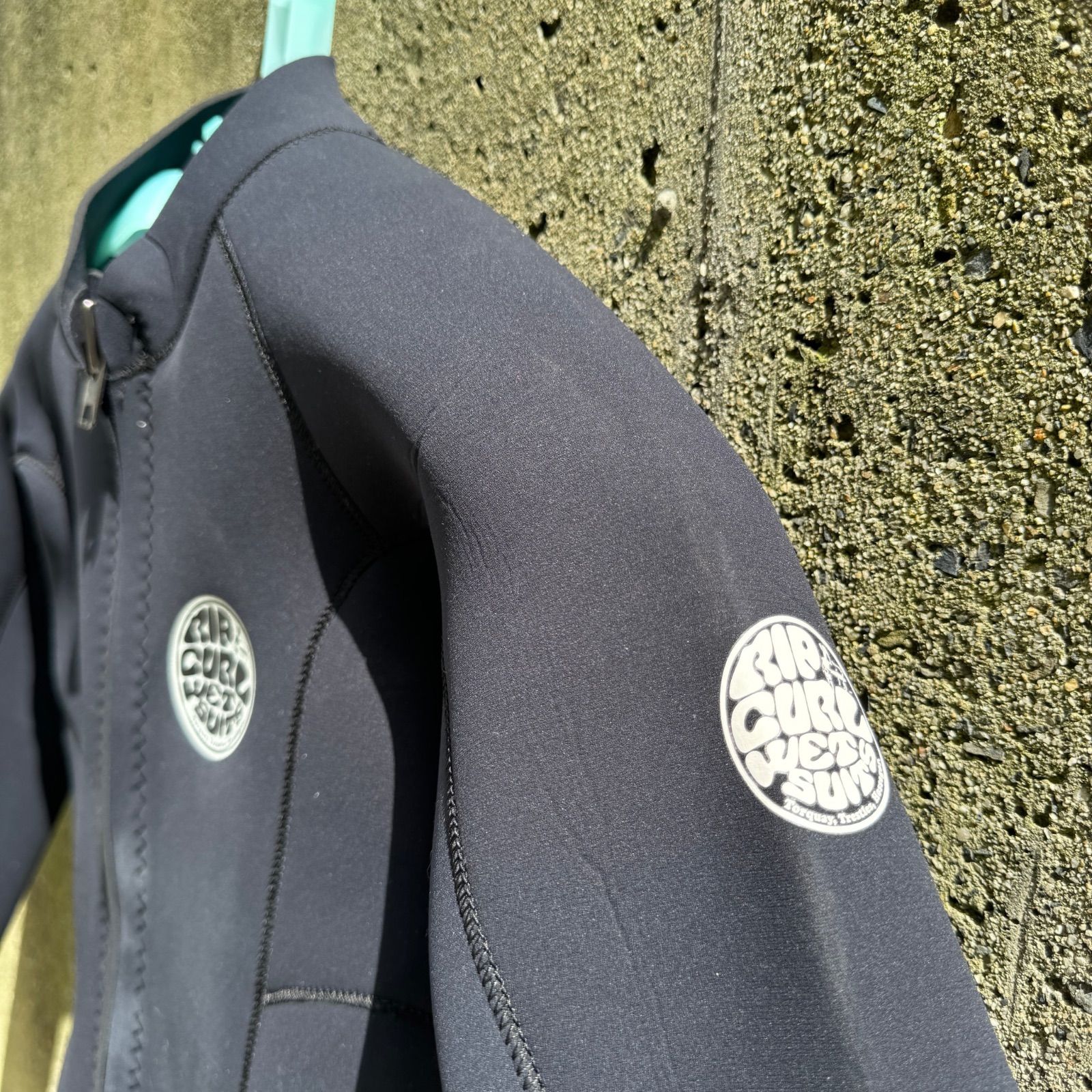 極美中古 リップカール RIPCURL 長袖タッパー 2mm サーフィン MLサイズ