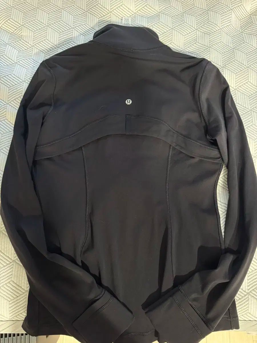 ルルレモン ディファインジャケット