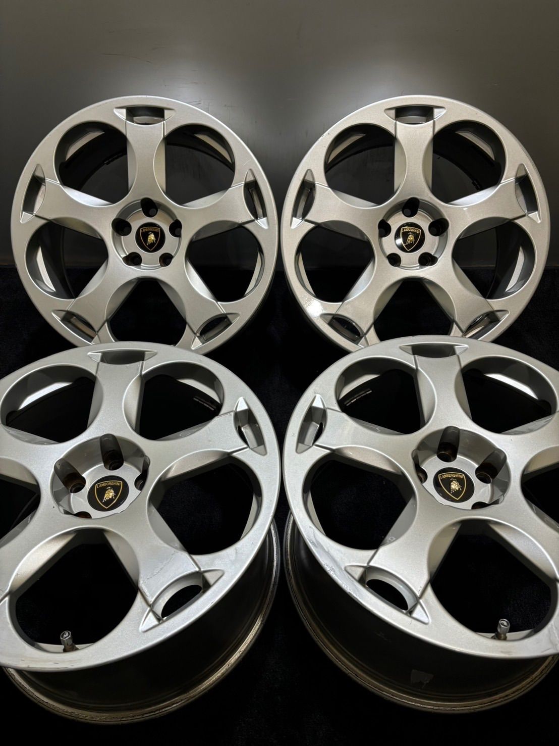 ランボルギーニ ガヤルド 純正 SPEEDLINE製 19インチ 8.5J/11J +41.9/+55.3 112 5H アルミホイール 4本 (1-H175)