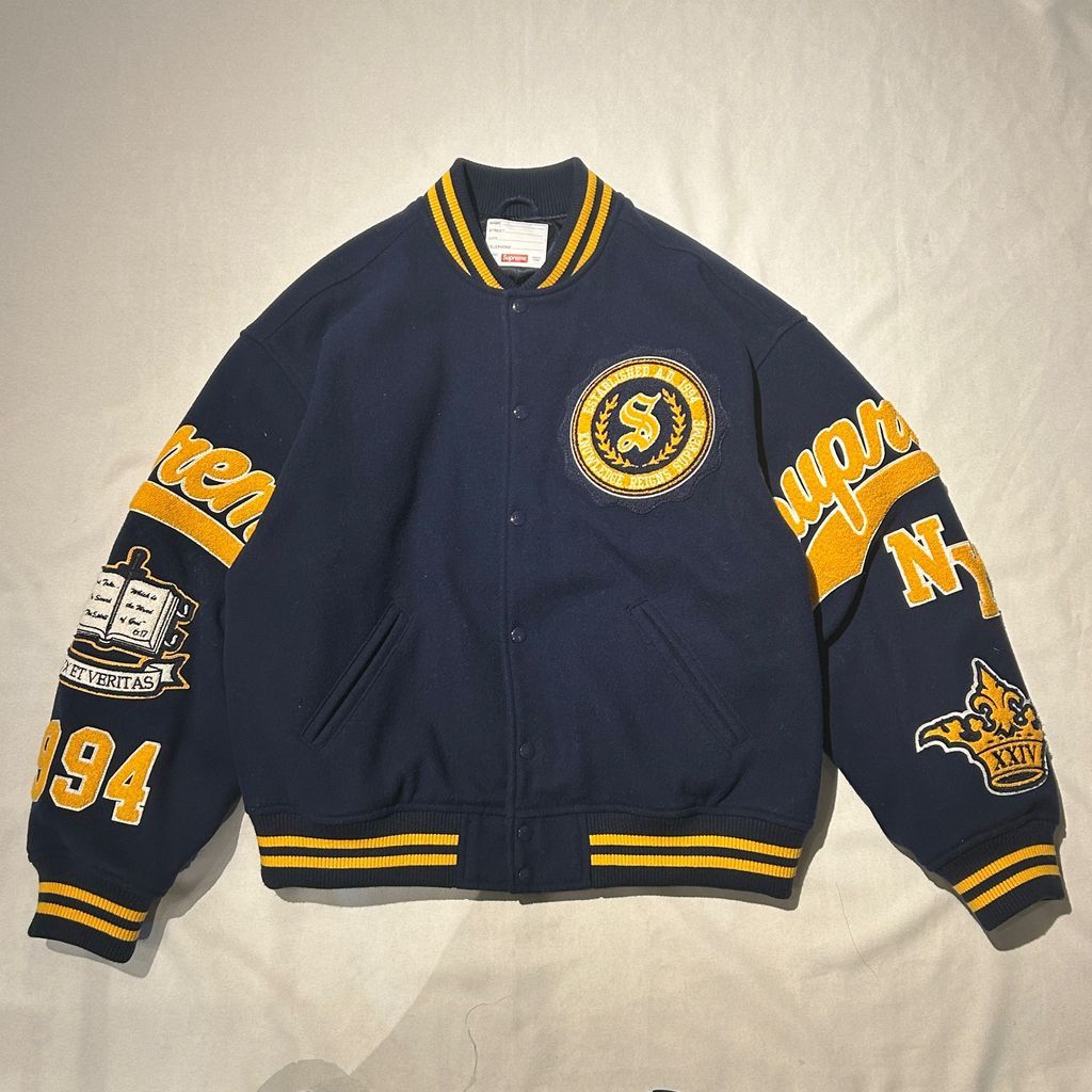 sさま専用☆Supreme Fall Veritas Varsity J sさま専用☆Supreme Fall Veritas Varsity J Veritas Varsity