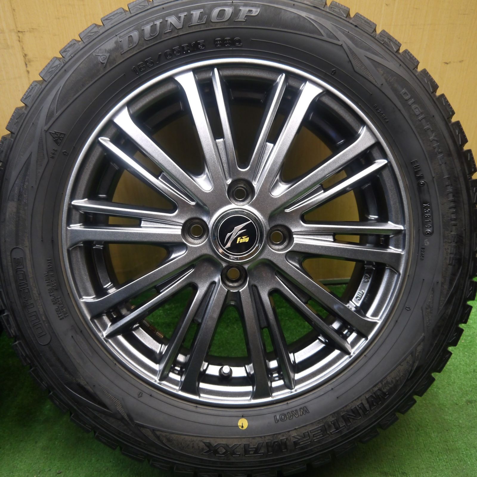 専用　購入不可　２個セット バリ溝！キレイ！9.5分スタッドレス 185/65R15 ダンロップ ウインター