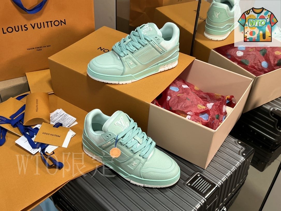 大人のカジュアルスタイルに☆【Louis Vuitton】スニーカー ボリューム感がかっこいい！】ルイヴィトン スニーカー デニム